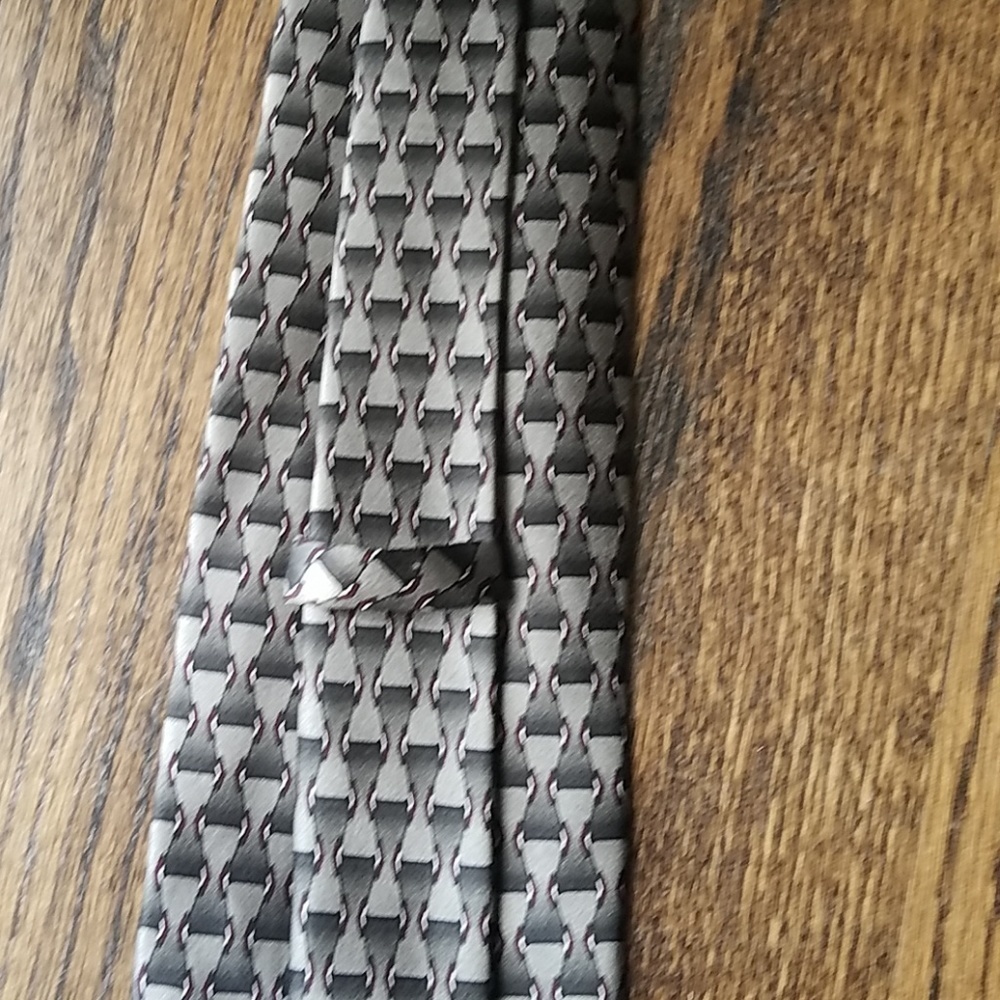 𝅺Ziggurat by Mulberry Vintage All Silk Handmade Equestrian Men's Necktie - Picture 3 of 9